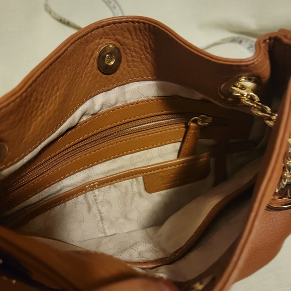 Michael Kors Leather Hobo Bag - Picture 4 of 7
